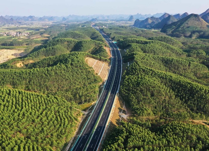 Hechi (Yizhou) Western Transit Road opens to traffic