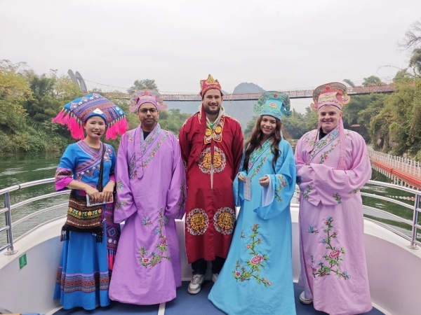 Hechi's trio of treasures captivates global creators