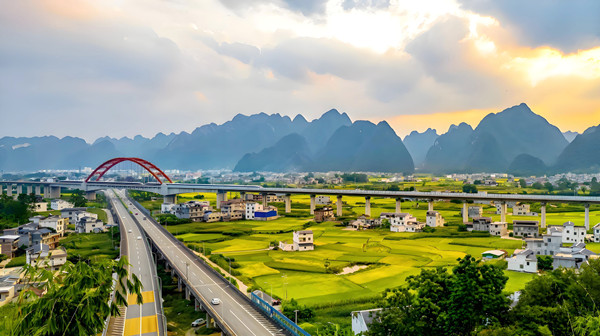 Hechi's Du'an becomes model of cultural tourism development