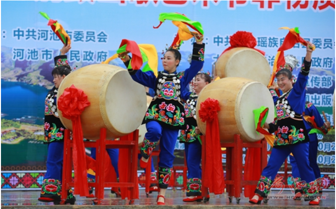 Intangible cultural heritages shine in Hechi