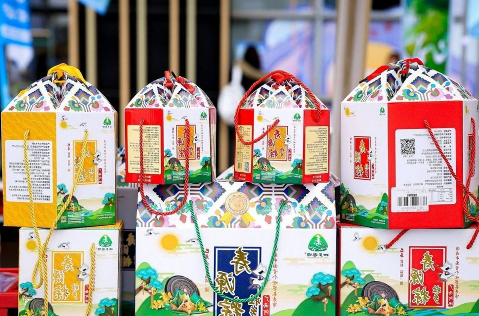 Hechi hosts promotion and investment event in Shenzhen