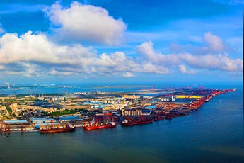 Fangchenggang to build a gateway port of Beibu Gulf