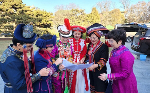 Hechi CPPCC members showcase culture of ethnic minority groups