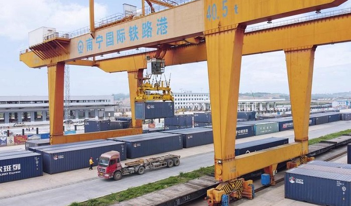 China-Vietnam freight train volumes up