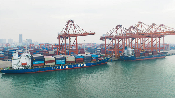 Direct shipping route opens between Qinzhou, Hai Phong ports