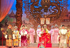 Cantonese Opera attracts intl audience