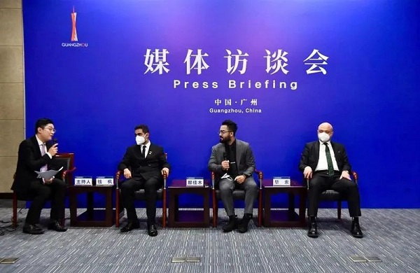 On Dec 13, the information office of Guangzhou municipal people's government held a friendly communication activity between China and Arab countries..jpg