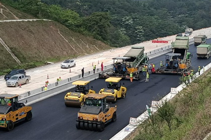 Construction of expressway to Baiyun airport progresses