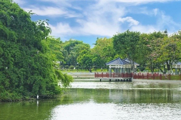 Zhongshan Park.jpg