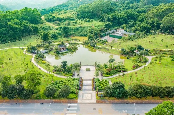 The Huasheng Park..jpg