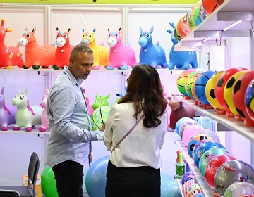 Canton Fair Phase 2: Record attendance, new zones, import exhibition