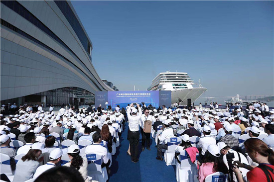 4、2019年11月17日，广州南沙国际邮轮母港开航首航活动举行。.jpg