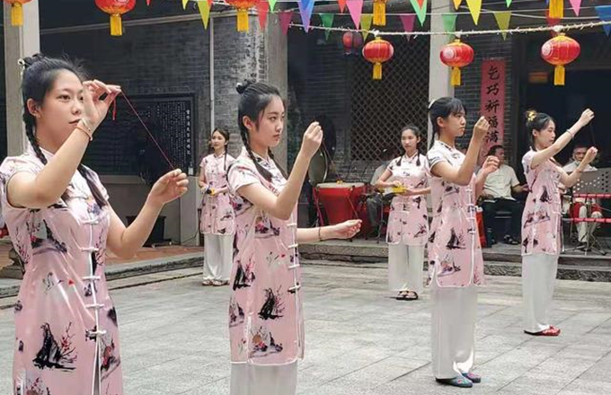 Guangzhou Qiqiao Cultural Festival starts