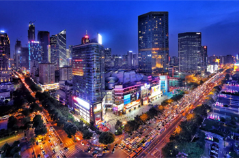 Tianhe Road Business Circle sees tourism boom during holiday