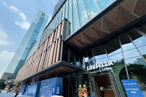 Growing number of coffee shops settle in Tianhe CBD