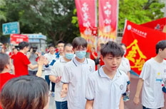 Tianhe students ready to take on college entrance exams