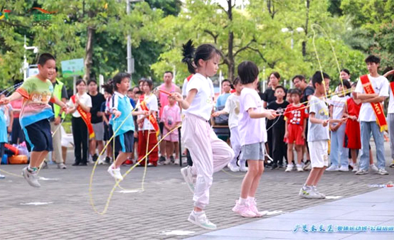 Tianhe holds National Fitness Day activities