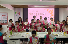 Little migrant birds enjoy learning about crafts in Tianhe