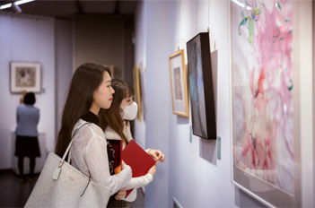 GBA biennial women's painting exhibition kicks off