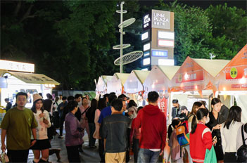 Food festival delights Tianhe residents