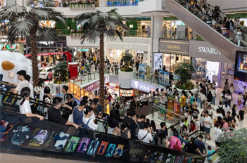 Tianhe attracts 49% of city's first stores