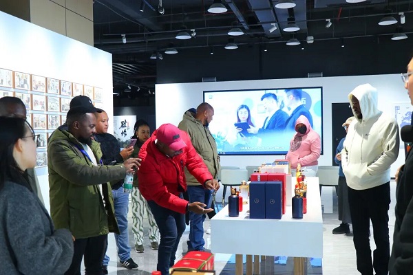 1764583152220042925.jpg 1.jpg