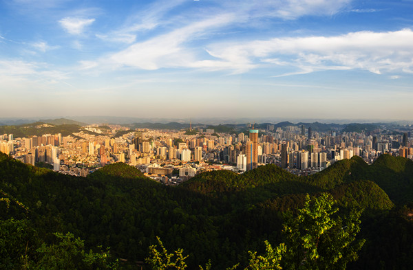 最新贵阳全景_副本.jpg