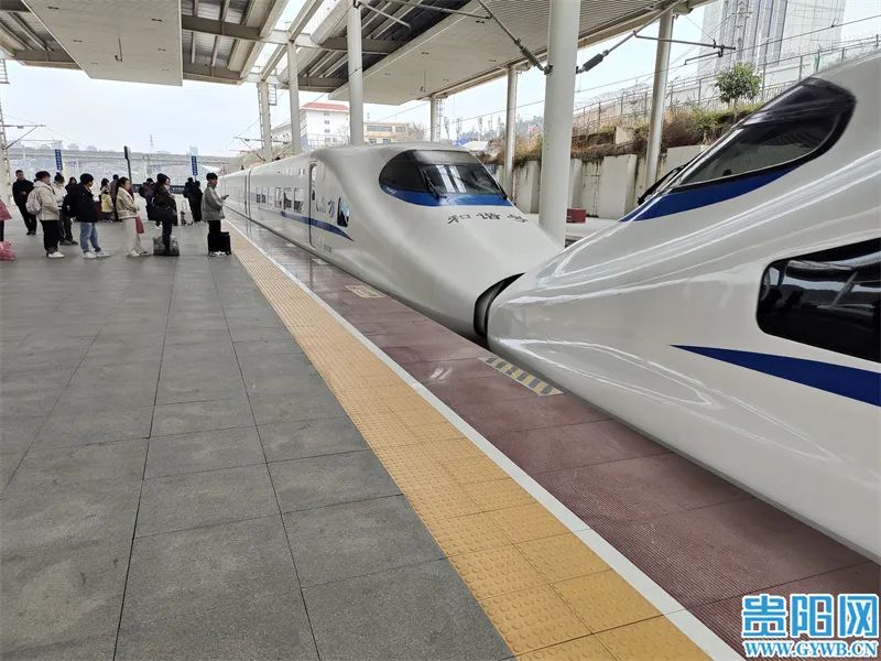 Guiyang Railway adds high-speed trains to promote spring outings