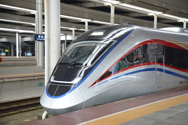 China's first municipal loop-line express rail opens in Guiyang