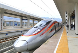 Guiyang-Nanning High-speed Railway adopts intelligent train units