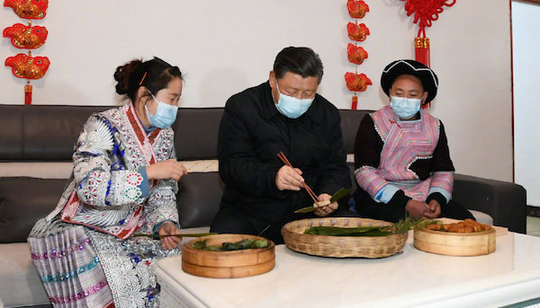 Visits highlight Xi's close ties with the people