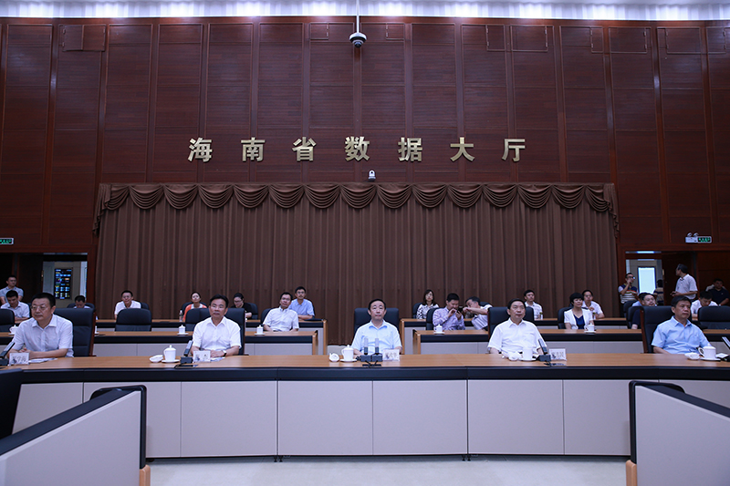 Minister of justice emphasizes legal support for Hainan pilot free trade zone