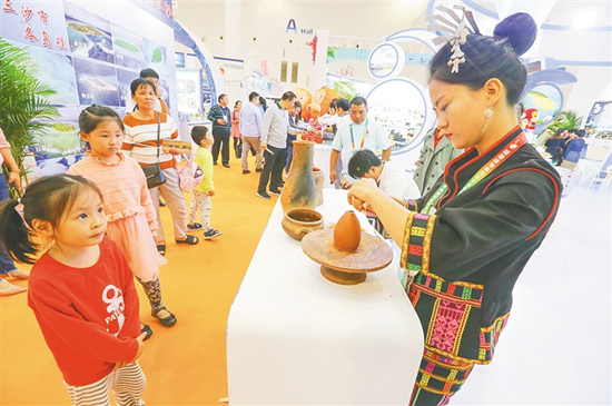 Turnover at Hainan World Leisure Tourism Expo exceeds 500m yuan 