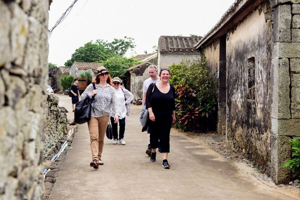 Experts gather in Chengmai for village revitalization 