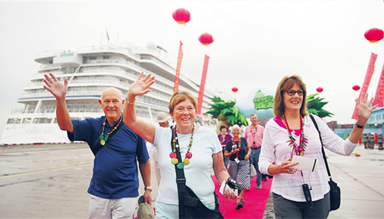 World-circling Viking cruise visits Haikou