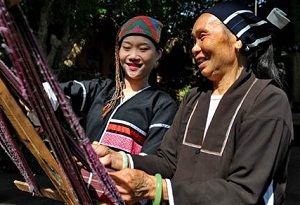 Ethnic discovery in Hainan