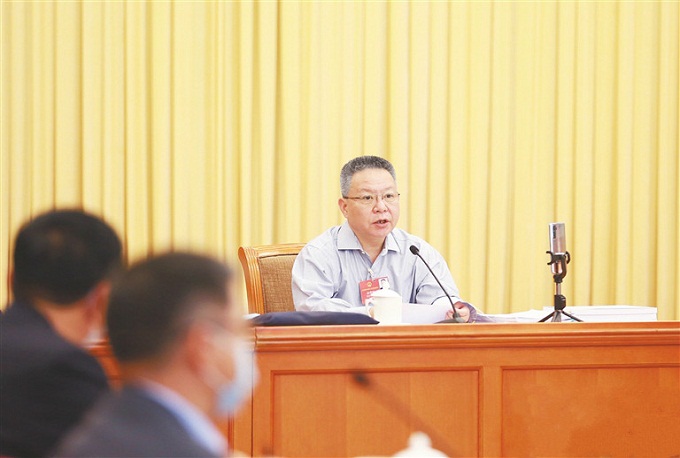 Hainan NPC deputies and national political advisers at two sessions