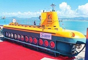 Sanya unveils first domestically made tourist submarine