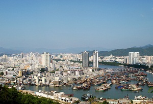 Investment, holiday consumption propel Hainan's economy in 2022