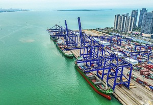 Hainan sees two-way trade of goods jump 40% as of end November