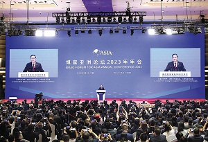 China provides certainty in turbulent times, Li says