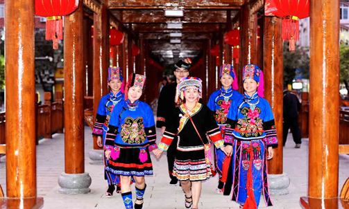 Du'an county to embrace 60th anniversary