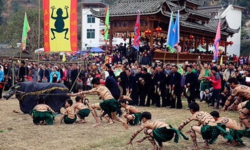 Tian'e celebrates Maguai Festival