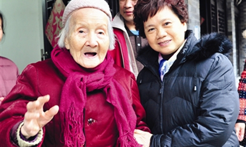 Huaiyuan centenarian celebrates good health
