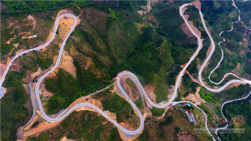 Hechi highway with stunning aerial views