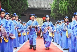 Huzhou showcases local ink brush culture