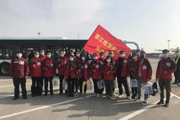20 Huzhou medics supporting Hebei return home