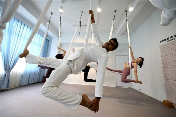 Indian yoga coach finds his haven in Changxing 