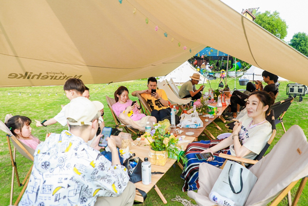 Huzhou emerges as popular camping destination
