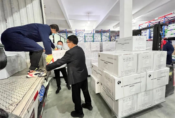 Huzhou donates 100,000 antigen self-test kits to Changchun                                              